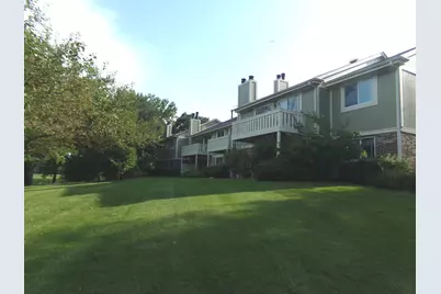 1027 Auburn Lane #1027, Buffalo Grove, IL 60089 - Photo 2