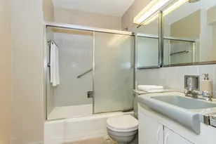 5701 N Sheridan Rd, Chicago, IL 60660 - Photo 12
