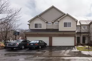 309 Abington Woods Dr, Aurora, IL 60502 - Photo 1