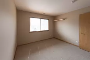309 Abington Woods Dr, Aurora, IL 60502 - Photo 8