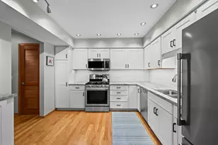 5360 N Lowell Ave, Chicago, IL 60630 - Photo 2