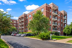 5360 N Lowell Ave, Chicago, IL 60630 - Photo 2