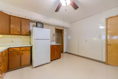 608 E Grant Street, Streator, IL 61364 - Photo 18