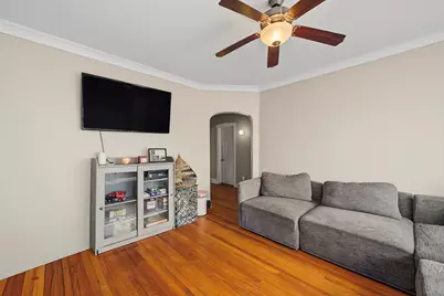 4226 W Haddon Avenue, Chicago, IL 60651 - Photo 8