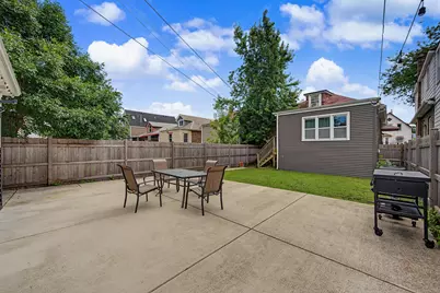4226 W Haddon Avenue, Chicago, IL 60651 - Photo 22