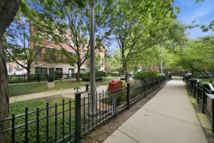935 W College Pkwy, Chicago, IL 60608 - Photo 34