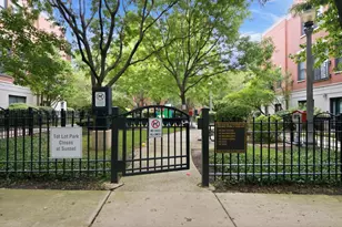 935 W College Pkwy, Chicago, IL 60608 - Photo 4