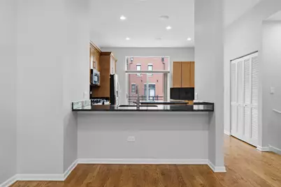 935 W College Parkway, Chicago, IL 60608 - Photo 12