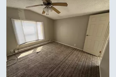 1712 S Dixie Highway #204, Crete, IL 60417 - Photo 6