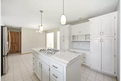 11497 Ridgecrest Drive, Roscoe, IL 61073 - Photo 10