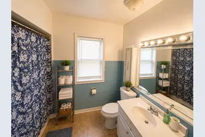7414 S Chappel Avenue, Chicago, IL 60649 - Photo 4