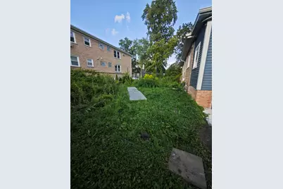 2926 N 75th Court, Elmwood Park, IL 60707 - Photo 2