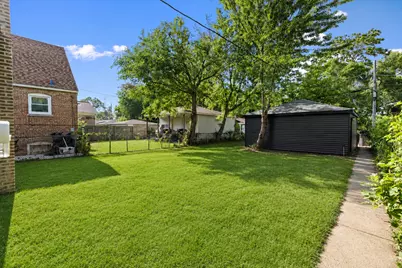 438 W 126th Place, Chicago, IL 60628 - Photo 32