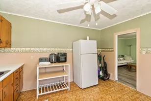 315 W 3rd St, Streator, IL 61364 - Photo 8