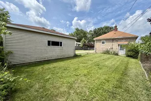 14613 Avers Ave, Midlothian, IL 60445 - Photo 6
