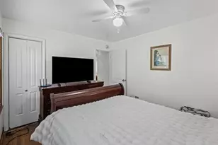 8340 S Yates Blvd, Chicago, IL 60617 - Photo 10