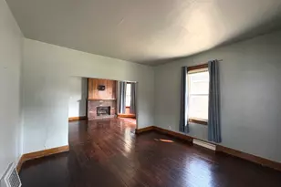 1423 Pulaski St, Peru, IL 61354 - Photo 4