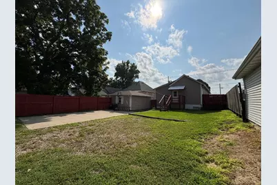 1423 Pulaski Street, Peru, IL 61354 - Photo 22