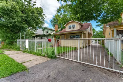 15117 Vine Avenue, Harvey, IL 60426 - Photo 2