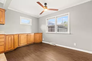 6319 Park Ridge Rd, Loves Park, IL 61111 - Photo 6