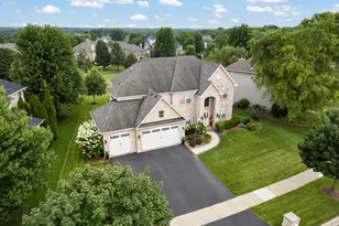 1122 Clearwater Dr, Yorkville, IL 60560 - Photo 4