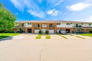2500 Sycamore Dr, Morris, IL 60450 - Photo 2