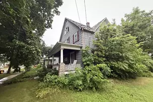1628 S 5th St, Rockford, IL 61104 - Photo 2