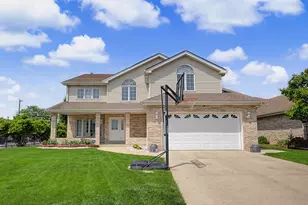 7716 Leclaire Ave, Burbank, IL 60459 - Photo 2