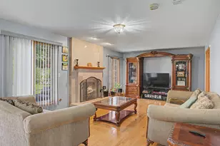 7716 Leclaire Ave, Burbank, IL 60459 - Photo 10