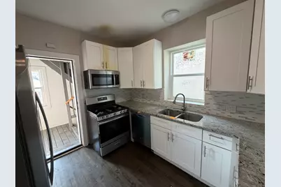 1749 N Meade Avenue, Chicago, IL 60639 - Photo 8