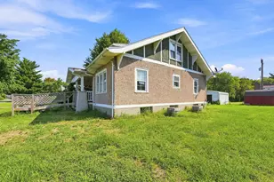 507 S 2nd St, Benld, IL 62009 - Photo 4