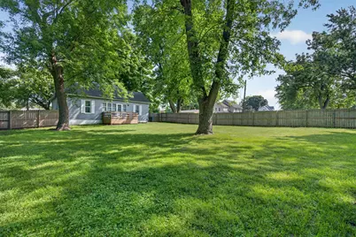 605 W 2nd North Street, Wenona, IL 61377 - Photo 24