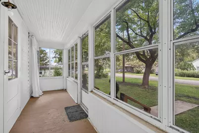 605 W 2nd North Street, Wenona, IL 61377 - Photo 2