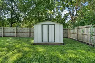 605 W 2nd N St, Wenona, IL 61377 - Photo 22