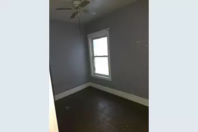 10554 S Avenue L Street, Chicago, IL 60617 - Photo 8