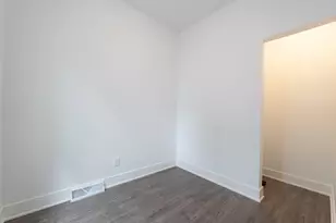 2042 W Coulter St, Chicago, IL 60608 - Photo 12