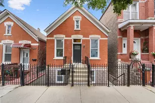 2042 W Coulter St, Chicago, IL 60608 - Photo 1
