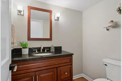 323 Camden Place, Vernon Hills, IL 60061 - Photo 16