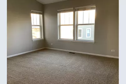 75 Woodview Drive, Glen Ellyn, IL 60137 - Photo 8