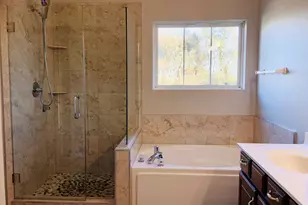 75 Woodview Dr, Glen Ellyn, IL 60137 - Photo 12
