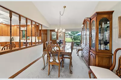 22W375 Walnut Avenue, Medinah, IL 60157 - Photo 8