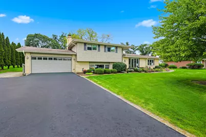 22W375 Walnut Avenue, Medinah, IL 60157 - Photo 1
