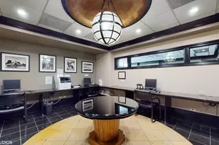 10 E Ontario St, Chicago, IL 60611 - Photo 22
