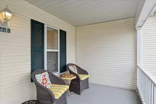 1810 Paddock Ct, Grayslake, IL 60030 - Photo 2