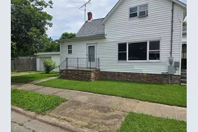 128 W Homer Avenue, Harrisburg, IL 62946 - Photo 2