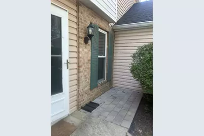 2464 Devonshire Court, Aurora, IL 60502 - Photo 2