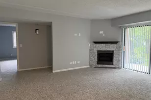 2213 Wharf Dr, Woodridge, IL 60517 - Photo 4