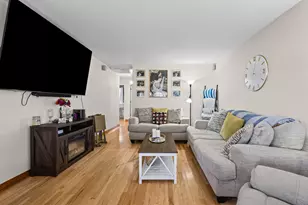 7709 Long Ave, Burbank, IL 60459 - Photo 6