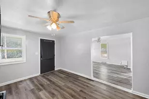 529 S Locust St, Sycamore, IL 60178 - Photo 6