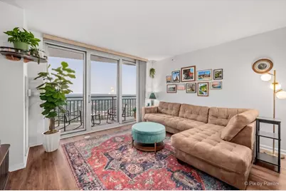 807 Davis Street #2103, Evanston, IL 60201 - Photo 16